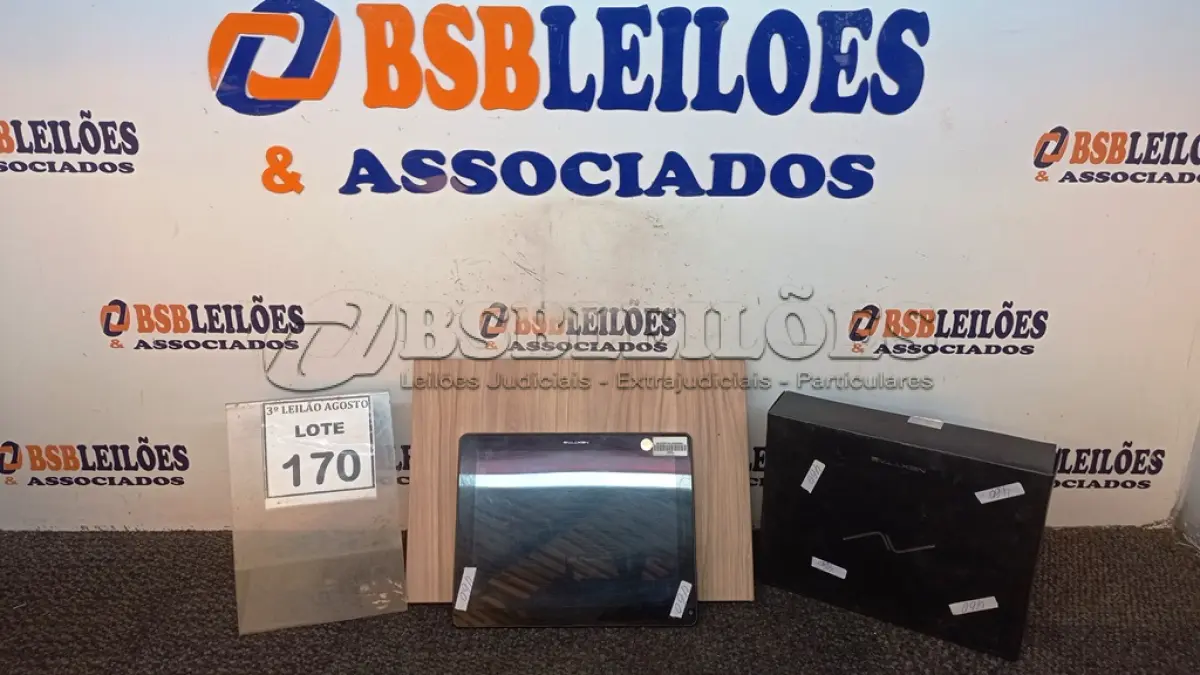 LOTE 170 - 01 TABLET MARCA NEXTTAB. (NO ESTADO) ATENÇÃO! FAZER A VISITAÇÃO ANTES DE ARREMATAR, NÃO SABEMOS SE FUNCIONA, LEILÃO NÃO TEM GARANTIA E NEM DEVOLUÇÃO, SUJEITO A POSSÍVEIS AVARIAS VISÍVEIS/OCULTAS E/OU AUSÊNCIA DE COMPONENTES.
