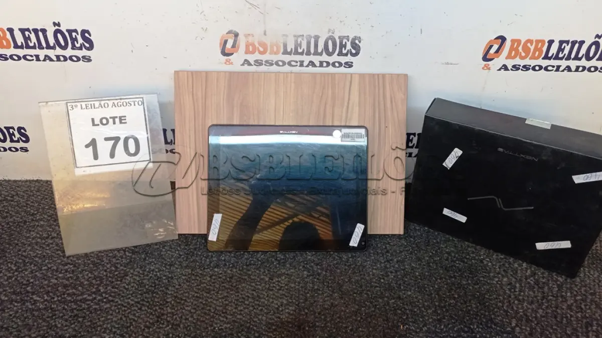 LOTE 170 - 01 TABLET MARCA NEXTTAB. (NO ESTADO) ATENÇÃO! FAZER A VISITAÇÃO ANTES DE ARREMATAR, NÃO SABEMOS SE FUNCIONA, LEILÃO NÃO TEM GARANTIA E NEM DEVOLUÇÃO, SUJEITO A POSSÍVEIS AVARIAS VISÍVEIS/OCULTAS E/OU AUSÊNCIA DE COMPONENTES.