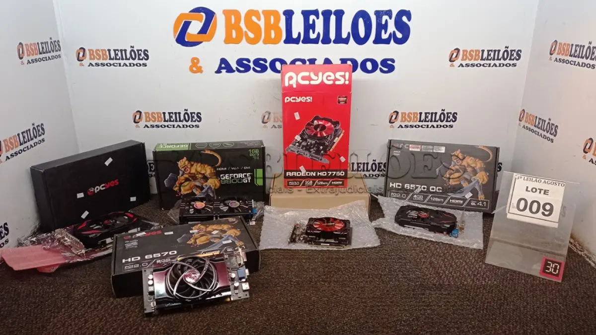 LOTE 009 - 05 PLACAS DE VÍDEOS MARCAS DIVERSAS. (NO ESTADO) ATENÇÃO! FAZER A VISITAÇÃO ANTES DE ARREMATAR, NÃO SABEMOS SE FUNCIONA, LEILÃO NÃO TEM GARANTIA E NEM DEVOLUÇÃO, SUJEITO A POSSÍVEIS AVARIAS VISÍVEIS/OCULTAS E/OU AUSÊNCIA DE COMPONENTES.
