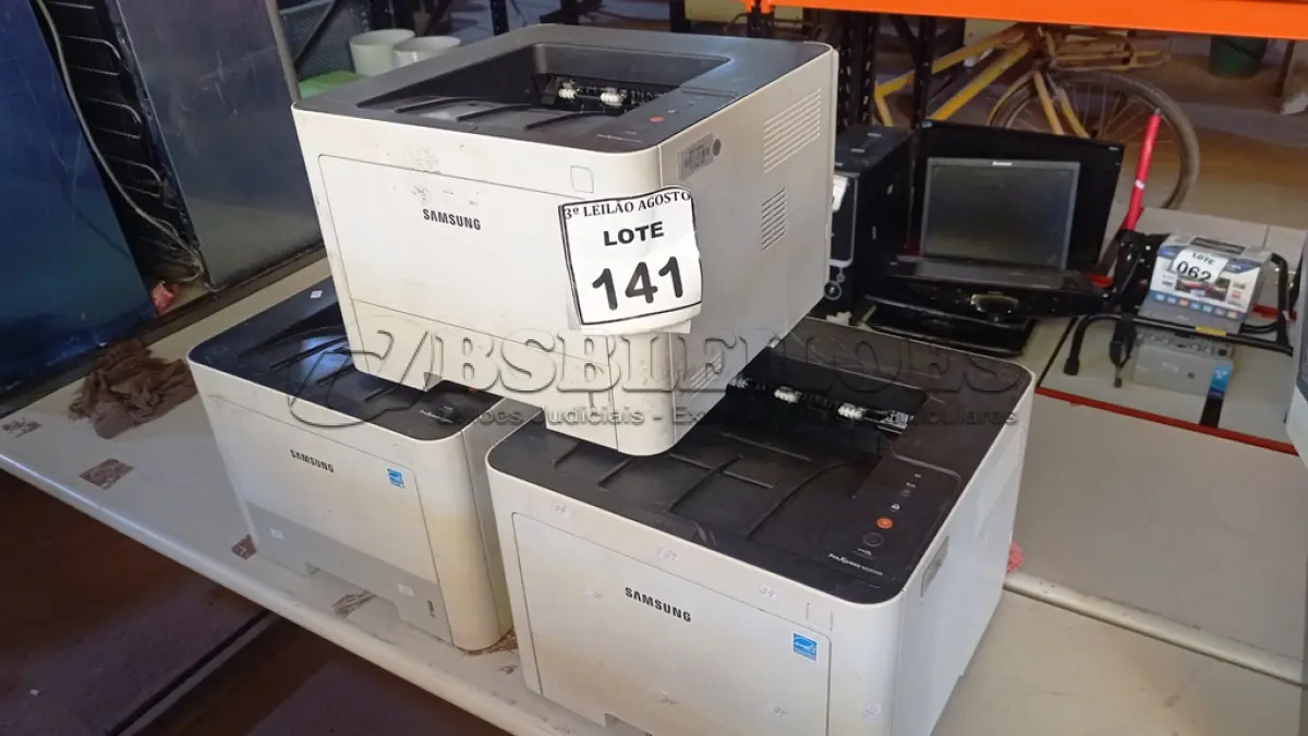 LOTE 141 - 03 IMPRESSORAS MARCA SAMSUNG. (NO ESTADO) ATENÇÃO! FAZER A VISITAÇÃO ANTES DE ARREMATAR, NÃO SABEMOS SE FUNCIONA, LEILÃO NÃO TEM GARANTIA E NEM DEVOLUÇÃO, SUJEITO A POSSÍVEIS AVARIAS VISÍVEIS/OCULTAS E/OU AUSÊNCIA DE COMPONENTES.