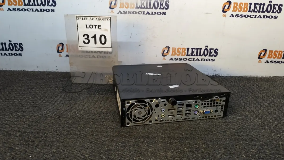 LOTE 310 - 01 MINI CPU HP. (NO ESTADO) ATENÇÃO! FAZER A VISITAÇÃO ANTES DE ARREMATAR, NÃO SABEMOS SE FUNCIONA, LEILÃO NÃO TEM GARANTIA E NEM DEVOLUÇÃO, SUJEITO A POSSÍVEIS AVARIAS VISÍVEIS/OCULTAS E/OU AUSÊNCIA DE COMPONENTES.