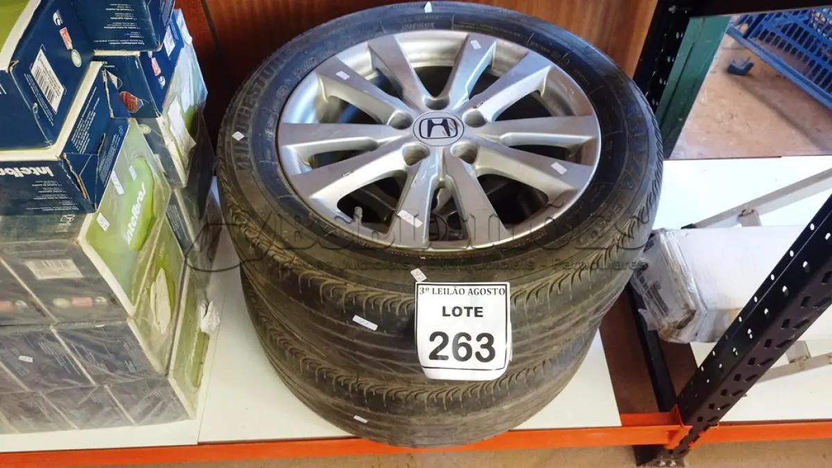 LOTE 263 - 02 RODAS ARO 16 HONDA. (NO ESTADO) ATENÇÃO! FAZER A VISITAÇÃO ANTES DE ARREMATAR, NÃO SABEMOS SE FUNCIONA, LEILÃO NÃO TEM GARANTIA E NEM DEVOLUÇÃO, SUJEITO A POSSÍVEIS AVARIAS VISÍVEIS/OCULTAS E/OU AUSÊNCIA DE COMPONENTES.