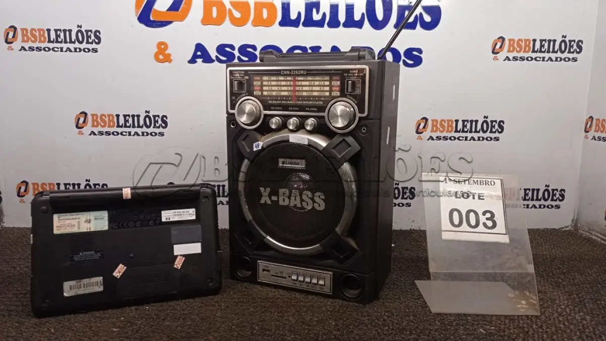 LOTE 003 - 01 RÁDIO E 01 NETBOOK MARCA HP. (NO ESTADO) ATENÇÃO! FAZER A VISITAÇÃO ANTES DE ARREMATAR, NÃO SABEMOS SE FUNCIONA, LEILÃO NÃO TEM GARANTIA E NEM DEVOLUÇÃO, SUJEITO A POSSÍVEIS AVARIAS VISÍVEIS/OCULTAS E/OU AUSÊNCIA DE COMPONENTES.