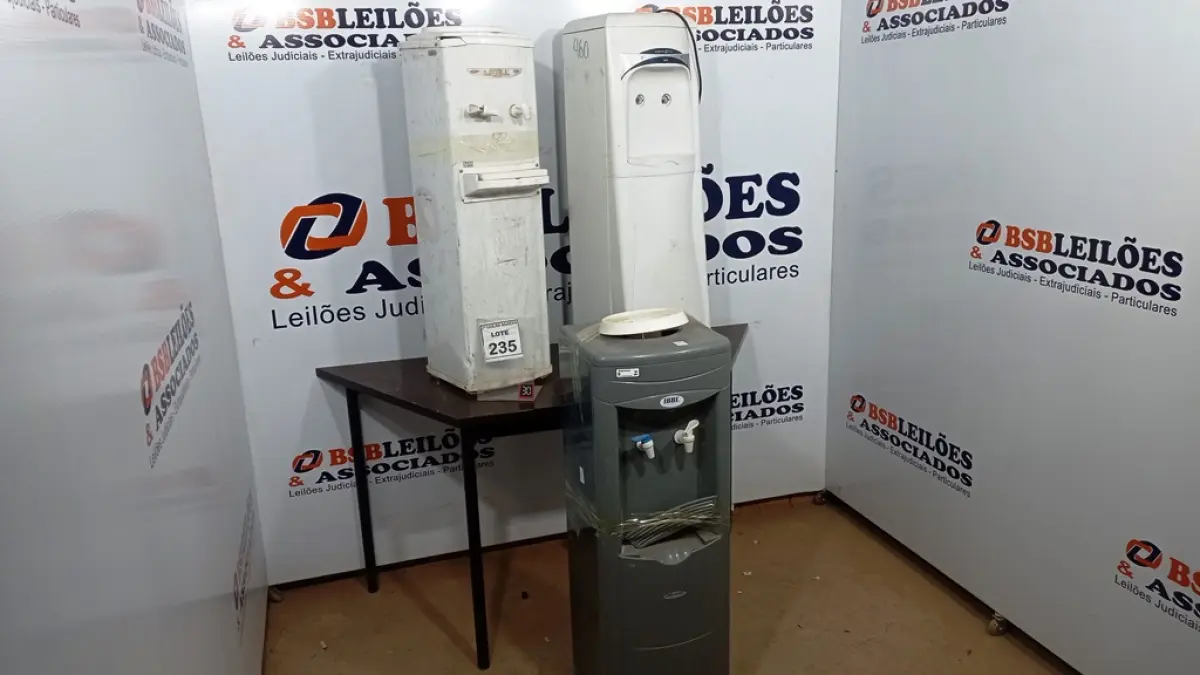 LOTE 235