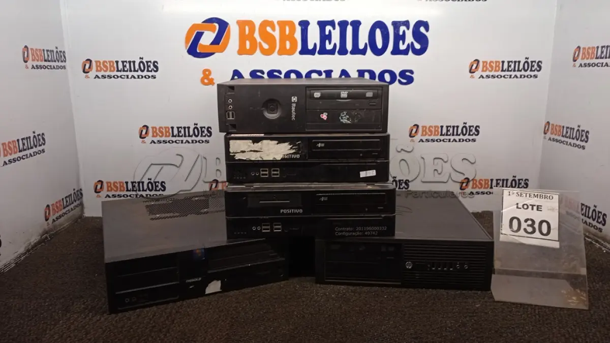 LOTE 030 - 05 CPU’S MARCAS E MODELOS DIVERSOS. (NO ESTADO) ATENÇÃO! FAZER A VISITAÇÃO ANTES DE ARREMATAR, NÃO SABEMOS SE FUNCIONA, LEILÃO NÃO TEM GARANTIA E NEM DEVOLUÇÃO, SUJEITO A POSSÍVEIS AVARIAS VISÍVEIS/OCULTAS E/OU AUSÊNCIA DE COMPONENTES.