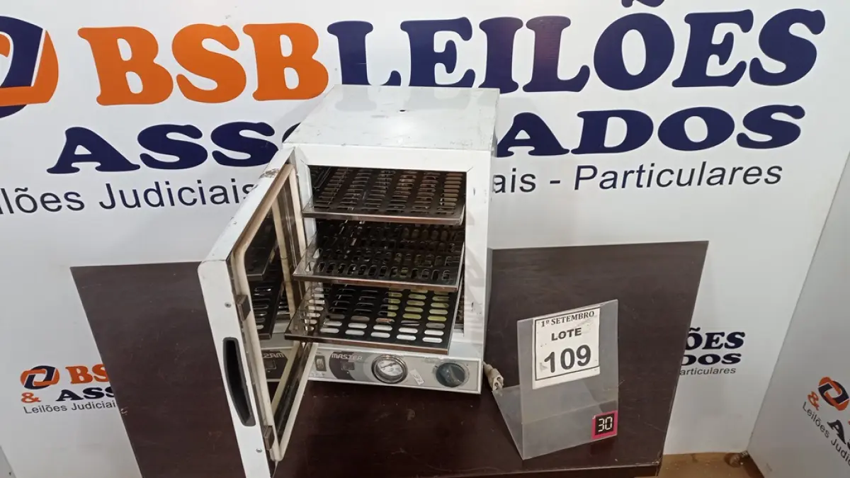 01 ESTUFA DE ESTERILIZAÇÃO E SECAGEM. (NO ESTADO) ATENÇÃO! FAZER A VISITAÇÃO ANTES DE ARREMATAR, NÃO SABEMOS SE FUNCIONA, LEILÃO NÃO TEM GARANTIA E NEM DEVOLUÇÃO, SUJEITO A POSSÍVEIS AVARIAS VISÍVEIS/OCULTAS E/OU AUSÊNCIA DE COMPONENTES.