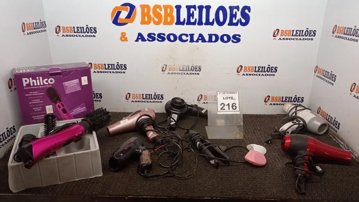 05 SECADORES DE CABELO, 01 ESCOVA ELÉTRICA E 01 CHAPINHA DE CABELO. (NO ESTADO) ATENÇÃO! FAZER A VISITAÇÃO ANTES DE ARREMATAR, NÃO SABEMOS SE FUNCIONA, LEILÃO NÃO TEM GARANTIA E NEM DEVOLUÇÃO, SUJEITO A POSSÍVEIS AVARIAS VISÍVEIS/OCULTAS E/OU AUSÊNCIA DE COMPONENTES. (NO ESTADO) ATENÇÃO! FAZER A VISITAÇÃO ANTES DE ARREMATAR, NÃO SABEMOS SE FUNCIONA, LEILÃO NÃO TEM GARANTIA E NEM DEVOLUÇÃO, SUJEITO A POSSÍVEIS AVARIAS VISÍVEIS/OCULTAS E/OU AUSÊNCIA DE COMPONENTES