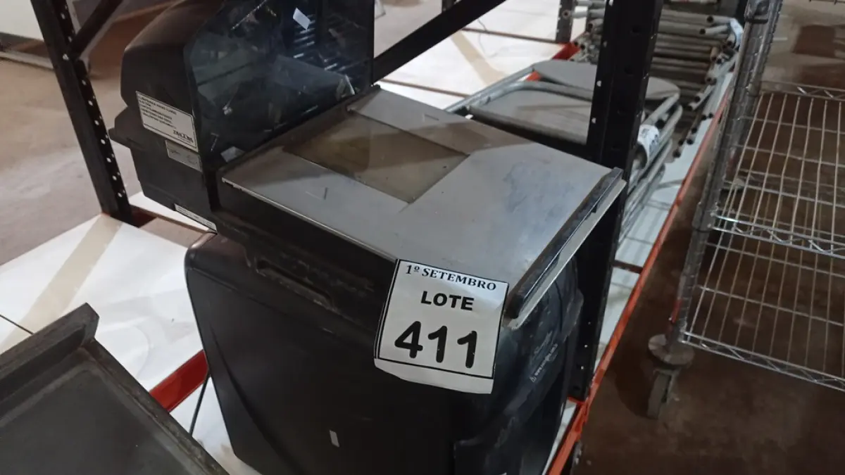 01 FRAGMENTADORA DE PAPEL E 01 BALANÇA COM LEITORA FILIZOLA. (NO ESTADO) ATENÇÃO! FAZER A VISITAÇÃO ANTES DE ARREMATAR, NÃO SABEMOS SE FUNCIONA. LEILÃO NÃO TEM GARANTIA E NEM DEVOLUÇÃO, SUJEITO A POSSÍVEIS AVARIAS VISÍVEIS/OCULTAS E/OU AUSÊNCIA DE COMPONENTES.