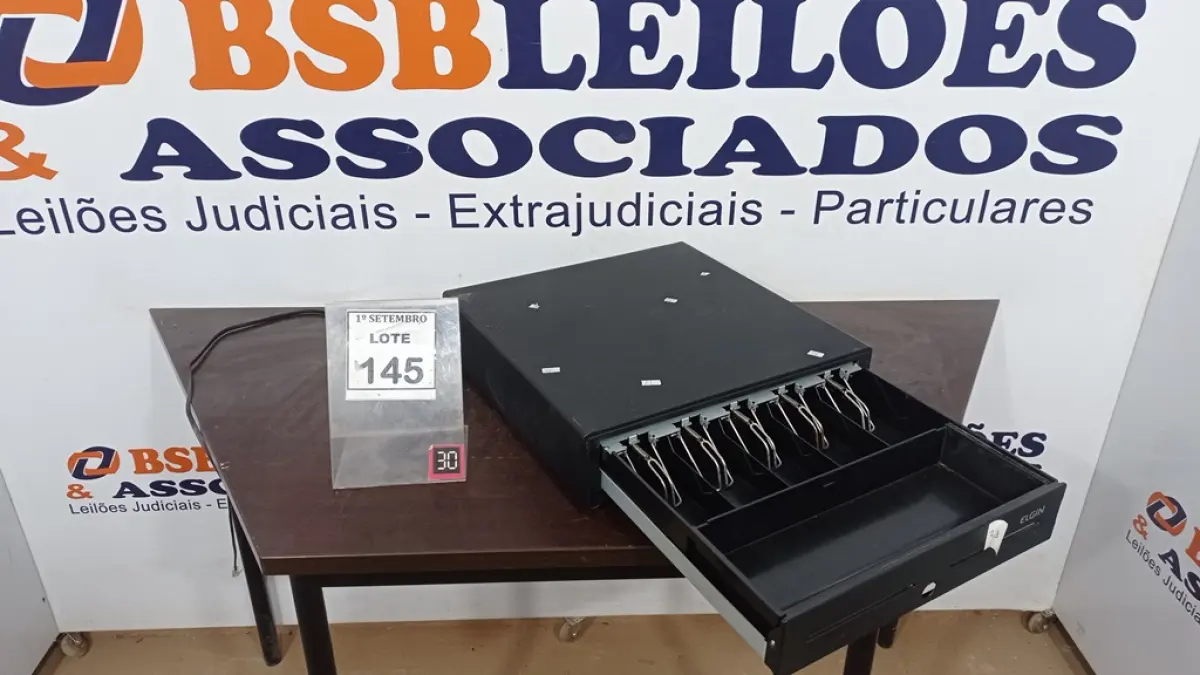 01 GAVETA DE DINHEIRO. (NO ESTADO) ATENÇÃO! FAZER A VISITAÇÃO ANTES DE ARREMATAR, NÃO SABEMOS SE FUNCIONA, LEILÃO NÃO TEM GARANTIA E NEM DEVOLUÇÃO, SUJEITO A POSSÍVEIS AVARIAS VISÍVEIS/OCULTAS E/OU AUSÊNCIA DE COMPONENTES.