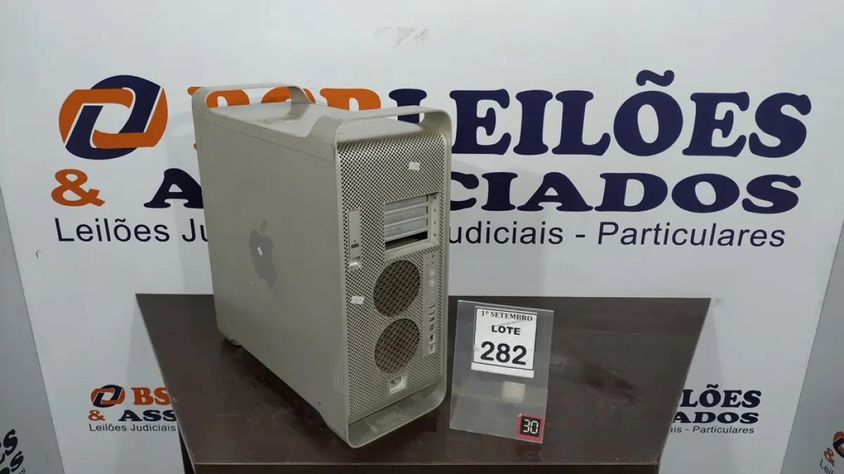 01 SERVIDOR IMAC APPLE. (NO ESTADO) ATENÇÃO! FAZER A VISITAÇÃO ANTES DE ARREMATAR, NÃO SABEMOS SE FUNCIONA, LEILÃO NÃO TEM GARANTIA E NEM DEVOLUÇÃO, SUJEITO A POSSÍVEIS AVARIAS VISÍVEIS/OCULTAS E/OU AUSÊNCIA DE COMPONENTES.