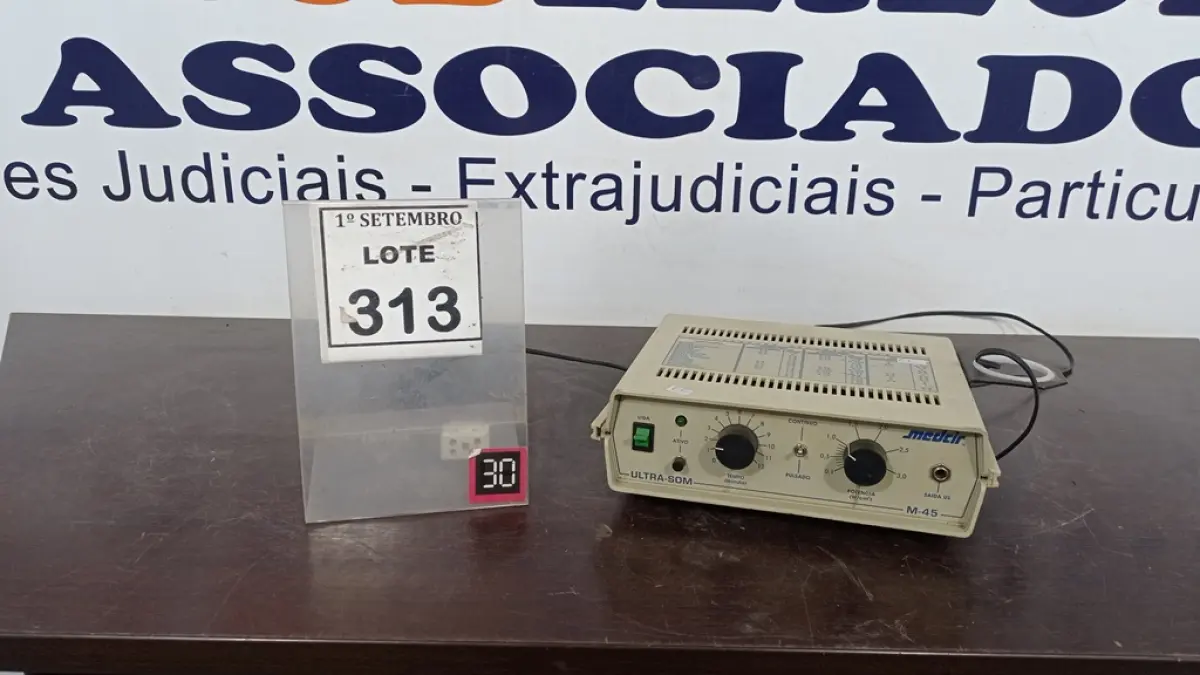 01 APARELHO DE ULTRASSOM M-45. (NO ESTADO) ATENÇÃO! FAZER A VISITAÇÃO ANTES DE ARREMATAR, NÃO SABEMOS SE FUNCIONA, LEILÃO NÃO TEM GARANTIA E NEM DEVOLUÇÃO, SUJEITO A POSSÍVEIS AVARIAS VISÍVEIS/OCULTAS E/OU AUSÊNCIA DE COMPONENTES.