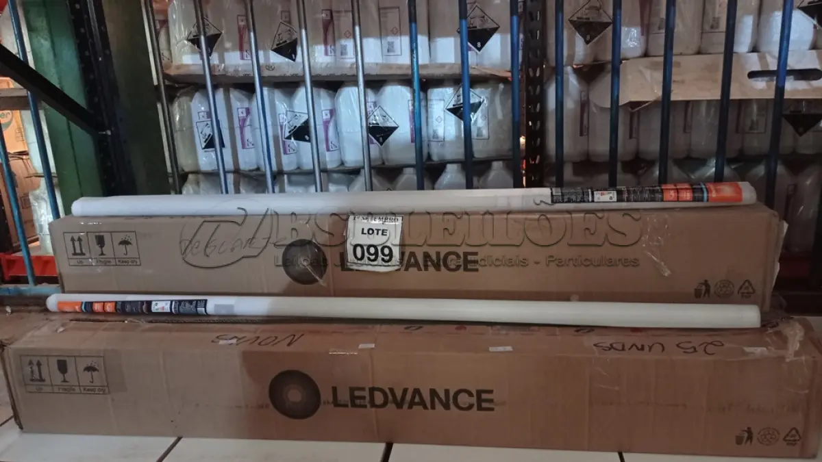 LOTE 099 - 01 LOTE COM GRANDE QUANTIDADE DE LÂMPADAS LED. (NO ESTADO) ATENÇÃO! FAZER A VISITAÇÃO ANTES DE ARREMATAR, NÃO SABEMOS SE FUNCIONA, LEILÃO NÃO TEM GARANTIA E NEM DEVOLUÇÃO, SUJEITO A POSSÍVEIS AVARIAS VISÍVEIS/OCULTAS E/OU AUSÊNCIA DE COMPONENTES.