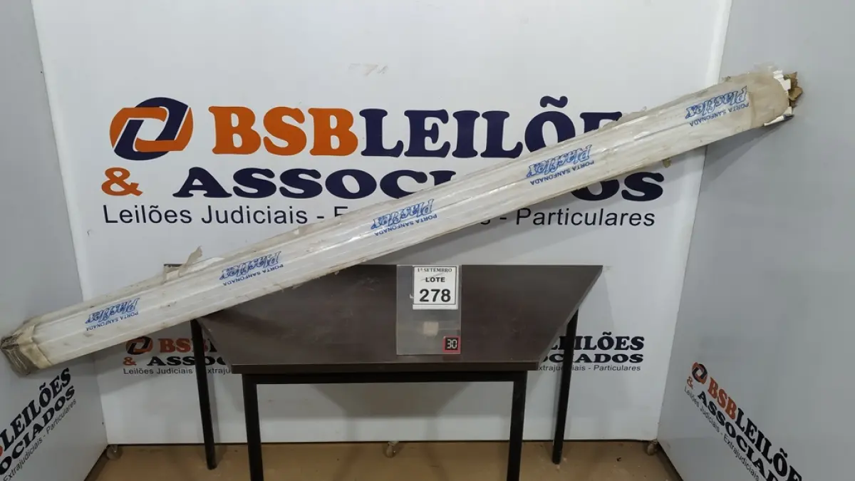 01 PORTA SANFONADA MARCA PLASFLEX. (NO ESTADO) ATENÇÃO! FAZER A VISITAÇÃO ANTES DE ARREMATAR, NÃO SABEMOS SE FUNCIONA, LEILÃO NÃO TEM GARANTIA E NEM DEVOLUÇÃO, SUJEITO A POSSÍVEIS AVARIAS VISÍVEIS/OCULTAS E/OU AUSÊNCIA DE COMPONENTES.