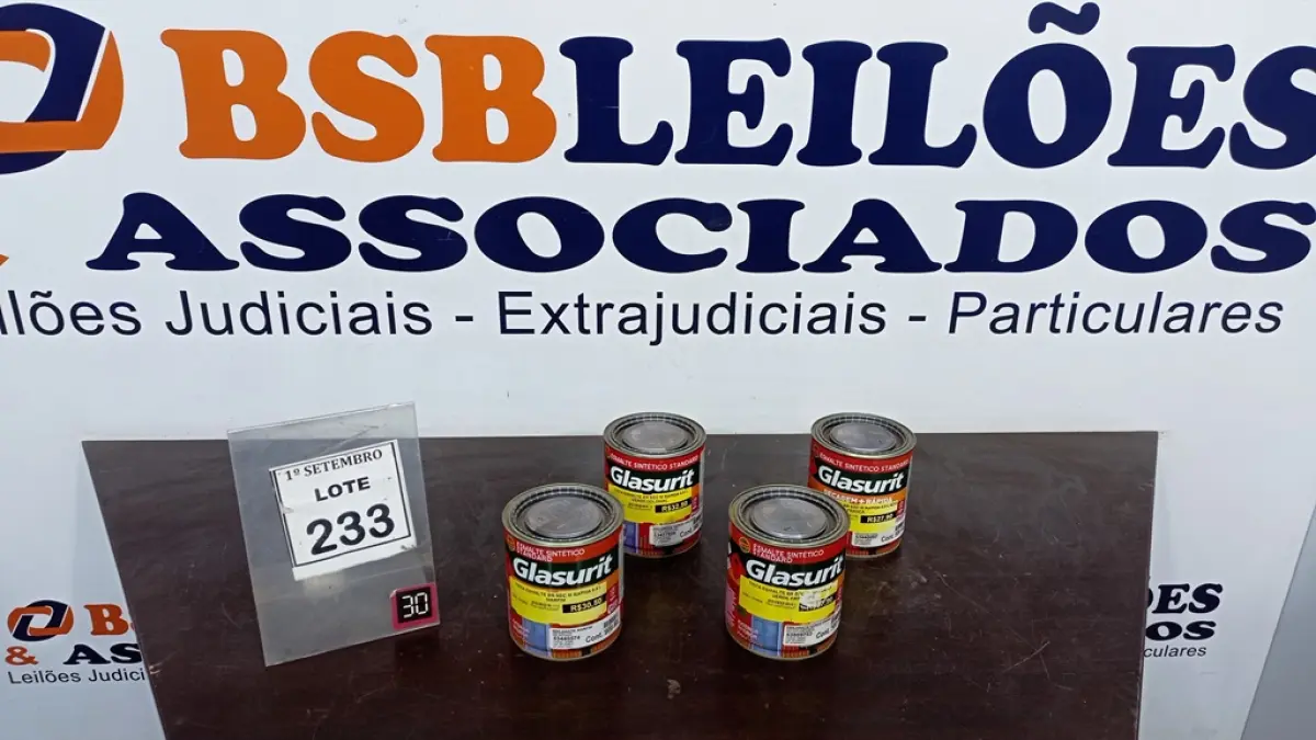 04 LATAS DE ESMALTE SINTÉTICO DE 900ML CORES VARIADAS MARCA GLASURIT. (NO ESTADO) ATENÇÃO! FAZER A VISITAÇÃO ANTES DE ARREMATAR, NÃO SABEMOS SE FUNCIONA, LEILÃO NÃO TEM GARANTIA E NEM DEVOLUÇÃO, SUJEITO A POSSÍVEIS AVARIAS VISÍVEIS/OCULTAS E/OU AUSÊNCIA DE COMPONENTES.