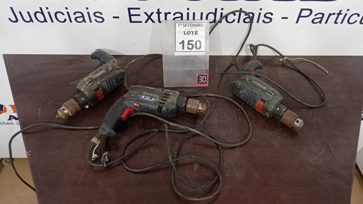 03 FURADEIRAS BOSCH. (NO ESTADO) ATENÇÃO! FAZER A VISITAÇÃO ANTES DE ARREMATAR, NÃO SABEMOS SE FUNCIONA, LEILÃO NÃO TEM GARANTIA E NEM DEVOLUÇÃO, SUJEITO A POSSÍVEIS AVARIAS VISÍVEIS/OCULTAS E/OU AUSÊNCIA DE COMPONENTES.