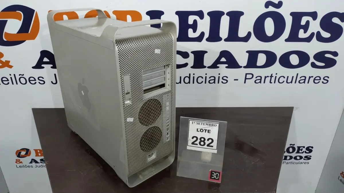 01 SERVIDOR IMAC APPLE. (NO ESTADO) ATENÇÃO! FAZER A VISITAÇÃO ANTES DE ARREMATAR, NÃO SABEMOS SE FUNCIONA, LEILÃO NÃO TEM GARANTIA E NEM DEVOLUÇÃO, SUJEITO A POSSÍVEIS AVARIAS VISÍVEIS/OCULTAS E/OU AUSÊNCIA DE COMPONENTES.