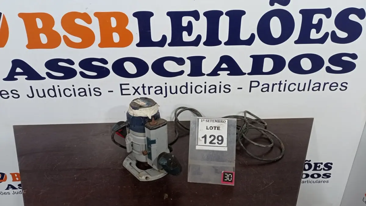 01 TUPIA BOSH GOF/GFF 1600 CE. (NO ESTADO) ATENÇÃO! FAZER A VISITAÇÃO ANTES DE ARREMATAR, NÃO SABEMOS SE FUNCIONA, LEILÃO NÃO TEM GARANTIA E NEM DEVOLUÇÃO, SUJEITO A POSSÍVEIS AVARIAS VISÍVEIS/OCULTAS E/OU AUSÊNCIA DE COMPONENTES.