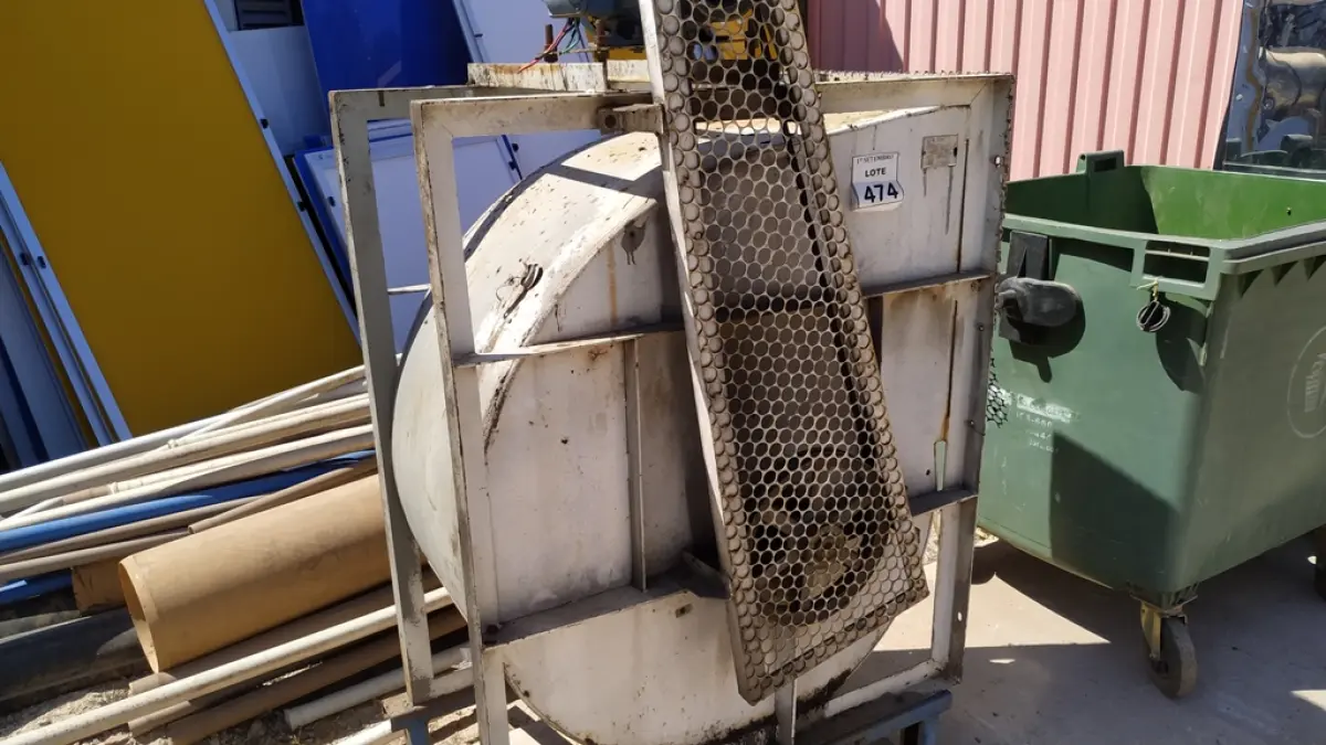 01 EXAUSTOR CENTRIFUGO CARACOL MOTOVENT. (NO ESTADO) ATENÇÃO! FAZER A VISITAÇÃO ANTES DE ARREMATAR, NÃO SABEMOS SE FUNCIONA, LEILÃO NÃO TEM GARANTIA E NEM DEVOLUÇÃO, SUJEITO A POSSÍVEIS AVARIAS VISÍVEIS/OCULTAS E/OU AUSÊNCIA DE COMPONENTES.