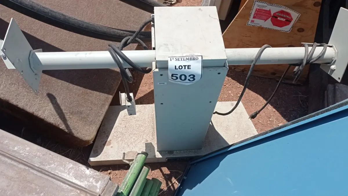 01 EQUIPAMENTO DE SUSPENSÕ. (NO ESTADO) ATENÇÃO! FAZER A VISITAÇÃO ANTES DE ARREMATAR, NÃO SABEMOS SE FUNCIONA, LEILÃO NÃO TEM GARANTIA E NEM DEVOLUÇÃO, SUJEITO A POSSÍVEIS AVARIAS VISÍVEIS/OCULTAS E/OU AUSÊNCIA DE COMPONENTES.