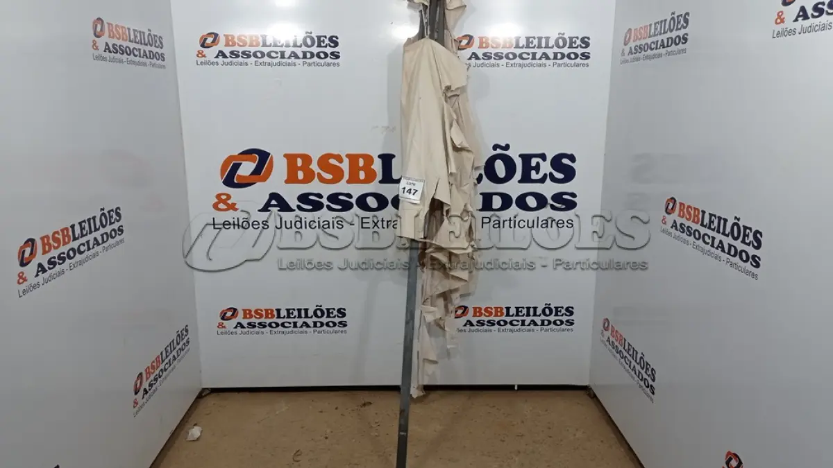 LOTE 147