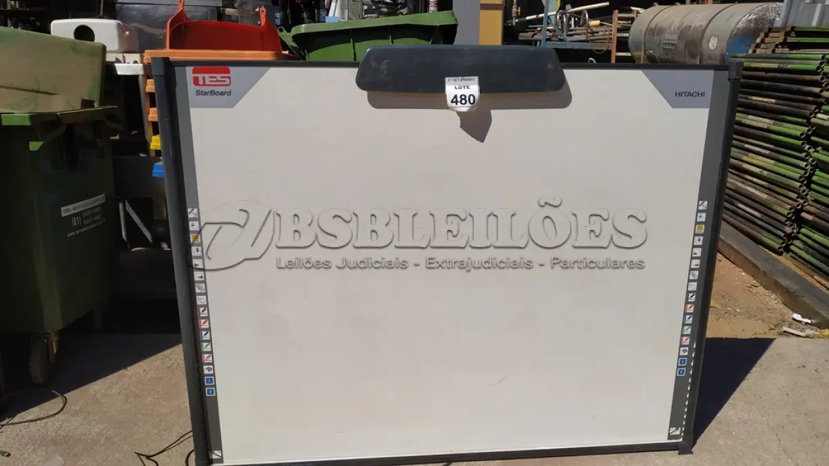 LOTE 480 - 01 LOUSA INTERATIVA. (NO ESTADO) ATENÇÃO! FAZER A VISITAÇÃO ANTES DE ARREMATAR, NÃO SABEMOS SE FUNCIONA, LEILÃO NÃO TEM GARANTIA E NEM DEVOLUÇÃO, SUJEITO A POSSÍVEIS AVARIAS VISÍVEIS/OCULTAS E/OU AUSÊNCIA DE COMPONENTES.