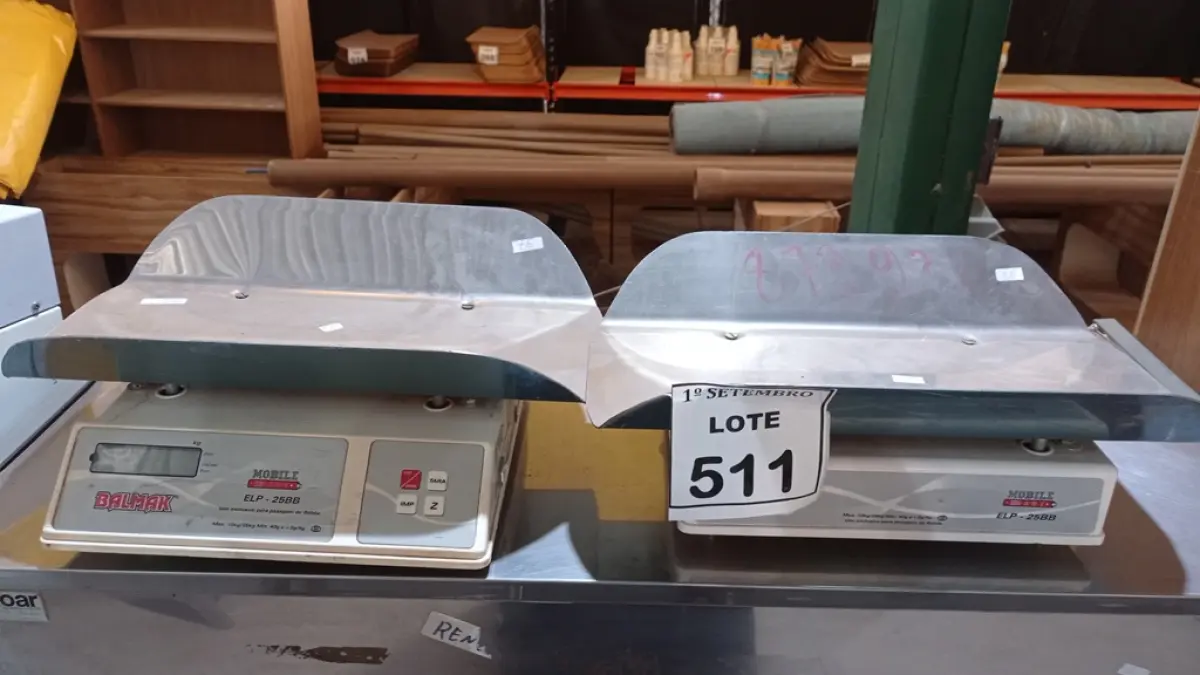 02 BALANÇAS PEDIÁTRICA PESO MAX. 10/25KG. (NO ESTADO) ATENÇÃO! FAZER A VISITAÇÃO ANTES DE ARREMATAR, NÃO SABEMOS SE FUNCIONA, LEILÃO NÃO TEM GARANTIA E NEM DEVOLUÇÃO, SUJEITO A POSSÍVEIS AVARIAS VISÍVEIS/OCULTAS E/OU AUSÊNCIA DE COMPONENTES.