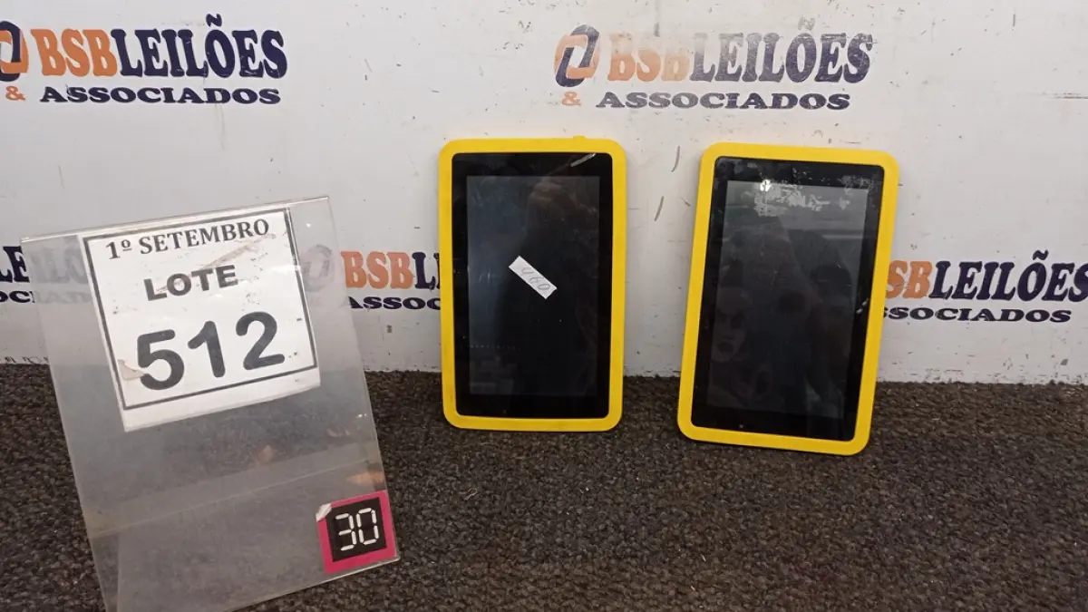 02 TABLET'S CCE. (NO ESTADO) ATENÇÃO! FAZER A VISITAÇÃO ANTES DE ARREMATAR, NÃO SABEMOS SE FUNCIONA, LEILÃO NÃO TEM GARANTIA E NEM DEVOLUÇÃO, SUJEITO A POSSÍVEIS AVARIAS VISÍVEIS/OCULTAS E/OU AUSÊNCIA DE COMPONENTES.