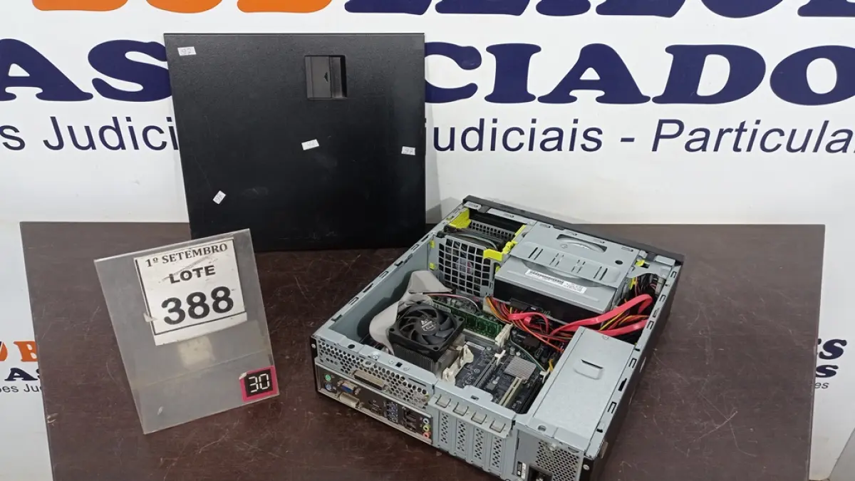 01 CPU MARCA POSITIVO COM 8GB MEMORIA COM SSD E HD. (NO ESTADO) ATENÇÃO! FAZER A VISITAÇÃO ANTES DE ARREMATAR, NÃO SABEMOS SE FUNCIONA, LEILÃO NÃO TEM GARANTIA E NEM DEVOLUÇÃO, SUJEITO A POSSÍVEIS AVARIAS VISÍVEIS/OCULTAS E/OU AUSÊNCIA DE COMPONENTES.