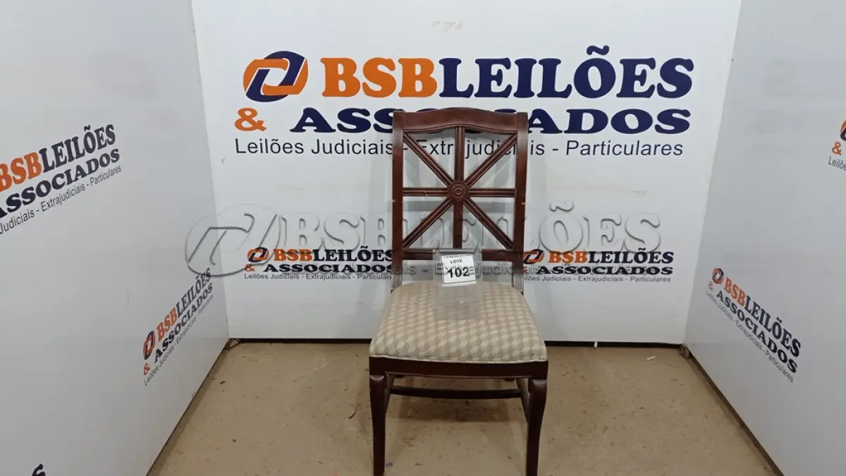 LOTE 102