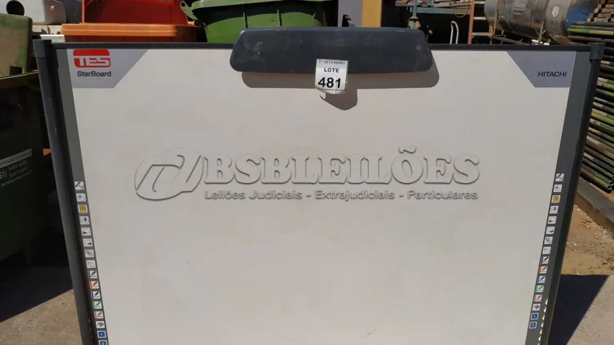 LOTE 481 - 01 LOUSA INTERATIVA. (NO ESTADO) ATENÇÃO! FAZER A VISITAÇÃO ANTES DE ARREMATAR, NÃO SABEMOS SE FUNCIONA, LEILÃO NÃO TEM GARANTIA E NEM DEVOLUÇÃO, SUJEITO A POSSÍVEIS AVARIAS VISÍVEIS/OCULTAS E/OU AUSÊNCIA DE COMPONENTES.