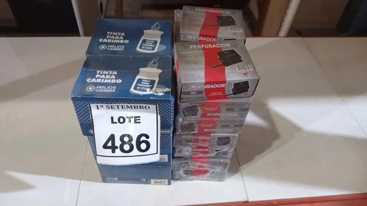 20 CAIXAS DE PERFURADORES DE PAPEL E 06 CAIXAS DE TINTA PARA CARIMBO. (NO ESTADO) ATENÇÃO! FAZER A VISITAÇÃO ANTES DE ARREMATAR, NÃO SABEMOS SE FUNCIONA, LEILÃO NÃO TEM GARANTIA E NEM DEVOLUÇÃO, SUJEITO A POSSÍVEIS AVARIAS VISÍVEIS/OCULTAS E/OU AUSÊNCIA DE COMPONENTES.