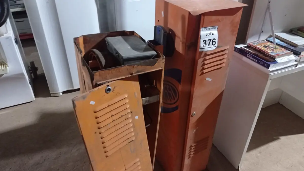 02 CANCELAS AUTOMÁTICAS SEM BRAÇO. (NO ESTADO) ATENÇÃO! FAZER A VISITAÇÃO ANTES DE ARREMATAR, NÃO SABEMOS SE FUNCIONA, LEILÃO NÃO TEM GARANTIA E NEM DEVOLUÇÃO, SUJEITO A POSSÍVEIS AVARIAS VISÍVEIS/OCULTAS E/OU AUSÊNCIA DE COMPONENTES.