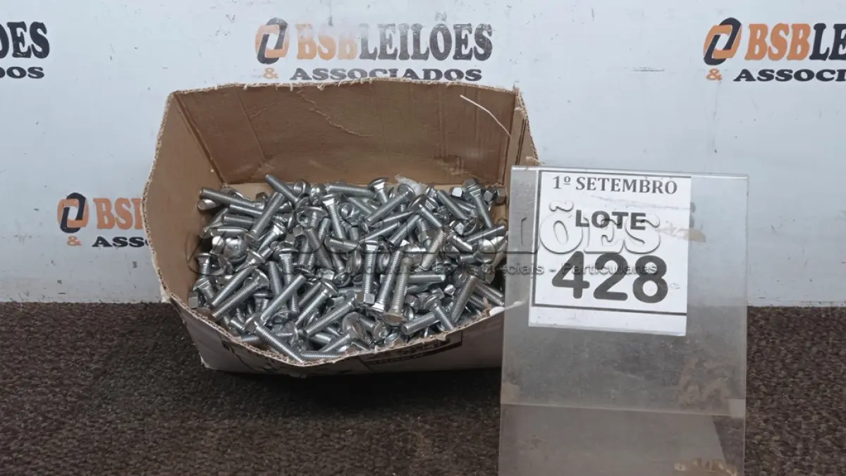 LOTE 428 - 01 LOTE COM GRANDE QUANTIDADE DE PARAFUSO FRANCÊS COM PORCAS. (NO ESTADO) ATENÇÃO! FAZER A VISITAÇÃO ANTES DE ARREMATAR, NÃO SABEMOS SE FUNCIONA, LEILÃO NÃO TEM GARANTIA E NEM DEVOLUÇÃO, SUJEITO A POSSÍVEIS AVARIAS VISÍVEIS/OCULTAS E/OU AUSÊNCIA DE COMPONENTES.