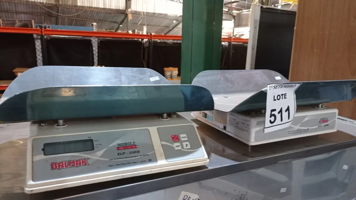 02 BALANÇAS PEDIÁTRICA PESO MAX. 10/25KG. (NO ESTADO) ATENÇÃO! FAZER A VISITAÇÃO ANTES DE ARREMATAR, NÃO SABEMOS SE FUNCIONA, LEILÃO NÃO TEM GARANTIA E NEM DEVOLUÇÃO, SUJEITO A POSSÍVEIS AVARIAS VISÍVEIS/OCULTAS E/OU AUSÊNCIA DE COMPONENTES.