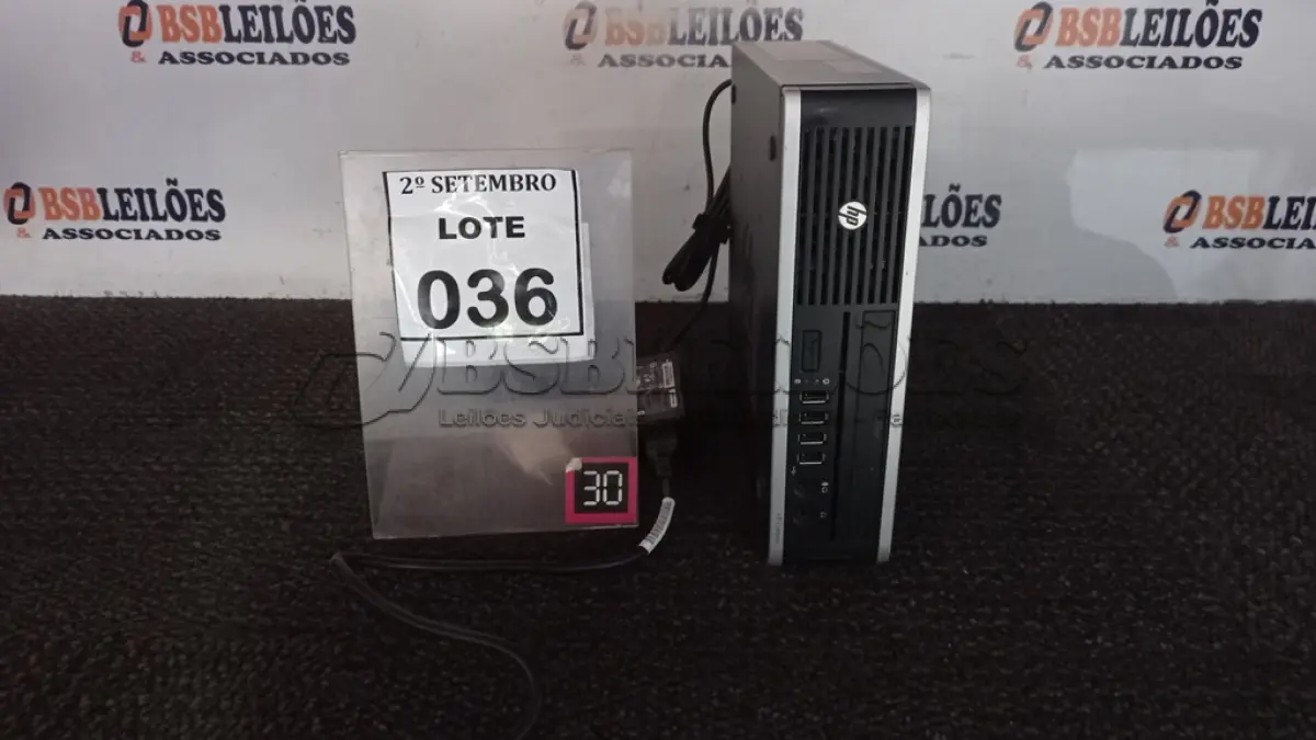 LOTE 036 - 01 MINI PC MARCA HP. (NO ESTADO) ATENÇÃO! FAZER A VISITAÇÃO ANTES DE ARREMATAR, NÃO SABEMOS SE FUNCIONA, LEILÃO NÃO TEM GARANTIA E NEM DEVOLUÇÃO, SUJEITO A POSSÍVEIS AVARIAS VISÍVEIS/OCULTAS E/OU AUSÊNCIA DE COMPONENTES.