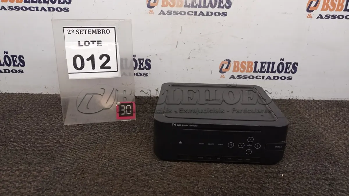 LOTE 012 - 01 GERADOR DE TRANSMISSÃO HD. (NO ESTADO) ATENÇÃO! FAZER A VISITAÇÃO ANTES DE ARREMATAR, NÃO SABEMOS SE FUNCIONA. LEILÃO NÃO TEM GARANTIA E NEM DEVOLUÇÃO, SUJEITO A POSSÍVEIS AVARIAS VISÍVEIS/OCULTAS E/OU AUSÊNCIA DE COMPONENTES.