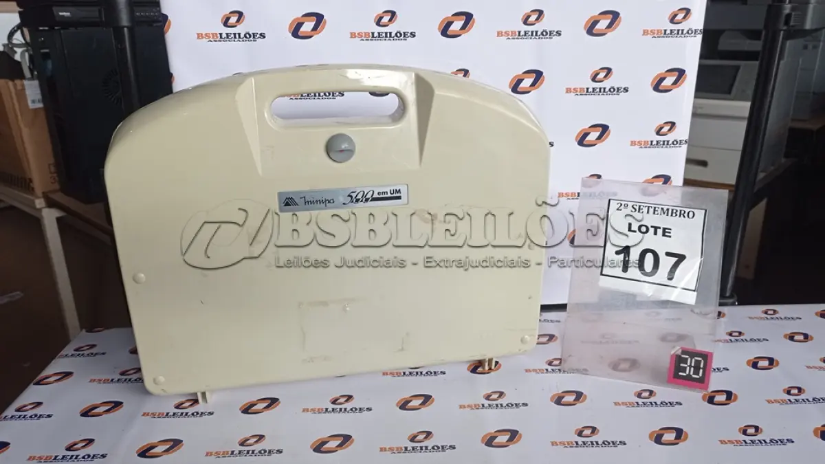 LOTE 107 - 01 LABORATÓRIO ELETRÔNICO MK-904 500 EM UM. (NO ESTADO) ATENÇÃO! FAZER A VISITAÇÃO ANTES DE ARREMATAR, NÃO SABEMOS SE FUNCIONA, LEILÃO NÃO TEM GARANTIA E NEM DEVOLUÇÃO, SUJEITO A POSSÍVEIS AVARIAS VISÍVEIS/OCULTAS E/OU AUSÊNCIA DE COMPONENTES.