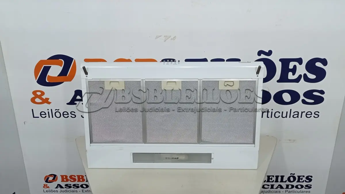LOTE 030 - 01 DEPURADOR DE AR ELECTROLUX 80CM  - DE80B - 220VOLTS (NO ESTADO, NÃO SABEMOS SE FUNCIONA. LEILÃO NÃO TEM GARANTIA E NEM DEVOLUÇÃO, SUJEITO A POSSÍVEIS AVARIAS VISÍVEIS/OCULTAS E/OU AUSÊNCIA DE COMPONENTES)