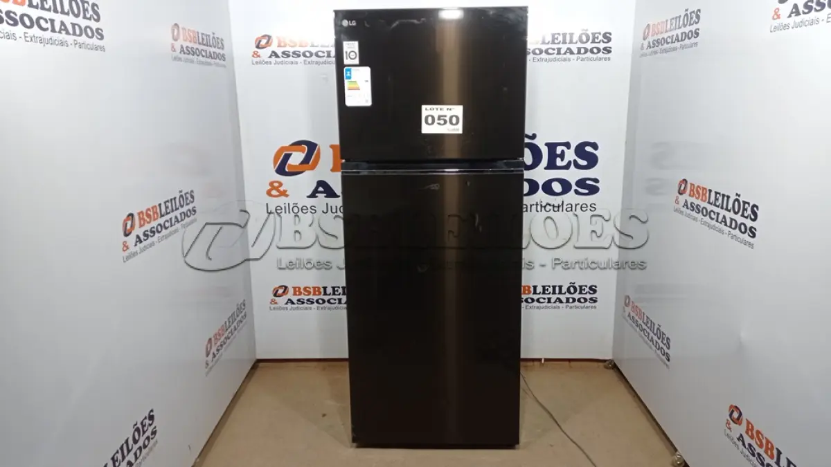 LOTE 050 - 01 GELADEIRA LG FROST FREE PRETA GN-B392PXGB  INVERTER  395 LITROS - 220VOLTS (NO ESTADO, NÃO SABEMOS SE FUNCIONA. LEILÃO NÃO TEM GARANTIA E NEM DEVOLUÇÃO, SUJEITO A POSSÍVEIS AVARIAS VISÍVEIS/OCULTAS E/OU AUSÊNCIA DE COMPONENTES)
