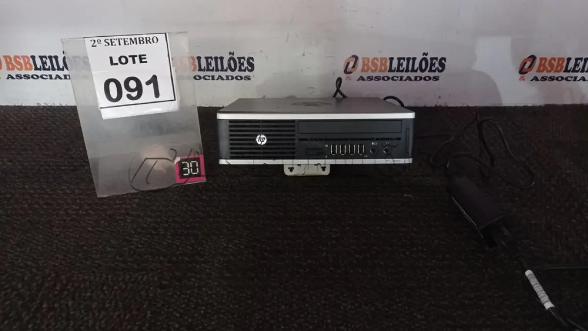 LOTE 091 - 01 MINI PC MARCA HP. (NO ESTADO) ATENÇÃO! FAZER A VISITAÇÃO ANTES DE ARREMATAR, NÃO SABEMOS SE FUNCIONA, LEILÃO NÃO TEM GARANTIA E NEM DEVOLUÇÃO, SUJEITO A POSSÍVEIS AVARIAS VISÍVEIS/OCULTAS E/OU AUSÊNCIA DE COMPONENTES.