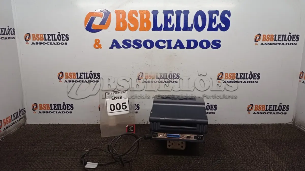 LOTE 005 - 01 IMPRESSORA DE ETIQUETAS MARCA TSC. (NO ESTADO) ATENÇÃO! FAZER A VISITAÇÃO ANTES DE ARREMATAR, NÃO SABEMOS SE FUNCIONA, LEILÃO NÃO TEM GARANTIA E NEM DEVOLUÇÃO, SUJEITO A POSSÍVEIS AVARIAS VISÍVEIS/OCULTAS E/OU AUSÊNCIA DE COMPONENTES.