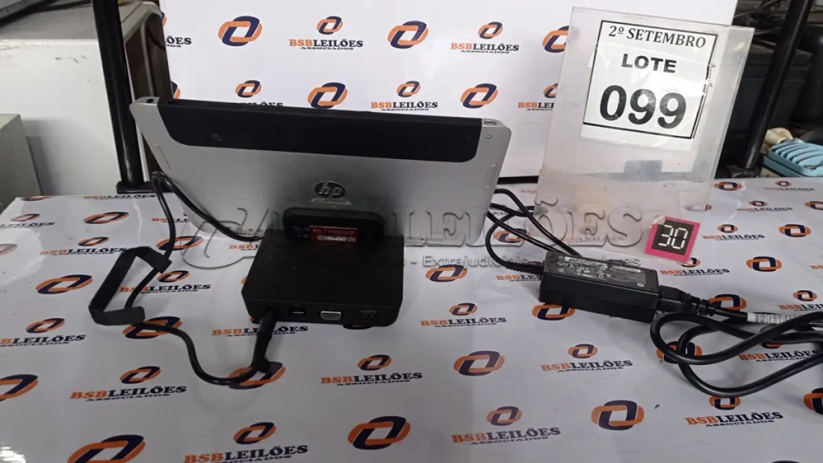 LOTE 099 - 01 TABLET HP ELITEPAD. (NO ESTADO) ATENÇÃO! FAZER A VISITAÇÃO ANTES DE ARREMATAR, NÃO SABEMOS SE FUNCIONA, LEILÃO NÃO TEM GARANTIA E NEM DEVOLUÇÃO, SUJEITO A POSSÍVEIS AVARIAS VISÍVEIS/OCULTAS E/OU AUSÊNCIA DE COMPONENTES.