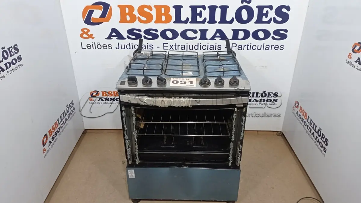 LOTE 051 - 01 FOGÃO BRASTEMP 5 BOCAS (NO ESTADO, NÃO SABEMOS SE FUNCIONA. LEILÃO NÃO TEM GARANTIA E NEM DEVOLUÇÃO, SUJEITO A POSSÍVEIS AVARIAS VISÍVEIS/OCULTAS E/OU AUSÊNCIA DE COMPONENTES)