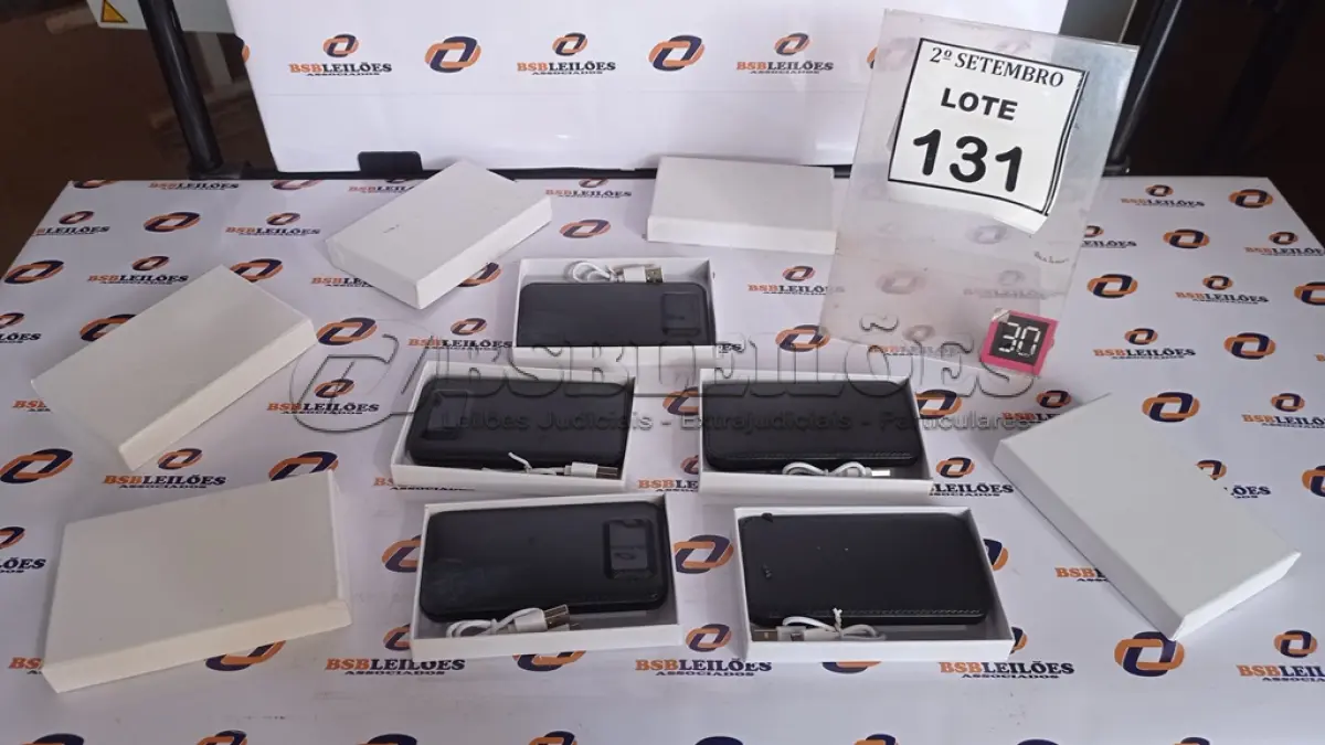 LOTE 131 - 05 BATERIAS. (NO ESTADO) ATENÇÃO! FAZER A VISITAÇÃO ANTES DE ARREMATAR, NÃO SABEMOS SE FUNCIONA, LEILÃO NÃO TEM GARANTIA E NEM DEVOLUÇÃO, SUJEITO A POSSÍVEIS AVARIAS VISÍVEIS/OCULTAS E/OU AUSÊNCIA DE COMPONENTES.
