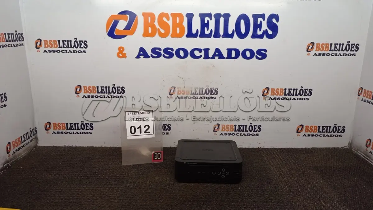 LOTE 012 - 01 GERADOR DE TRANSMISSÃO HD. (NO ESTADO) ATENÇÃO! FAZER A VISITAÇÃO ANTES DE ARREMATAR, NÃO SABEMOS SE FUNCIONA. LEILÃO NÃO TEM GARANTIA E NEM DEVOLUÇÃO, SUJEITO A POSSÍVEIS AVARIAS VISÍVEIS/OCULTAS E/OU AUSÊNCIA DE COMPONENTES.
