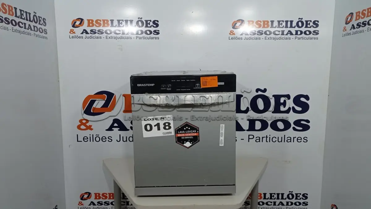 LOTE 018 - 01 LAVA LOUÇAS 8 SERVIÇOS BRASTEMP CINZA - BLF08BS • 220VOLTS (NO ESTADO, NÃO SABEMOS SE FUNCIONA. LEILÃO NÃO TEM GARANTIA E NEM DEVOLUÇÃO, SUJEITO A POSSÍVEIS AVARIAS VISÍVEIS/OCULTAS E/OU AUSÊNCIA DE COMPONENTES)
