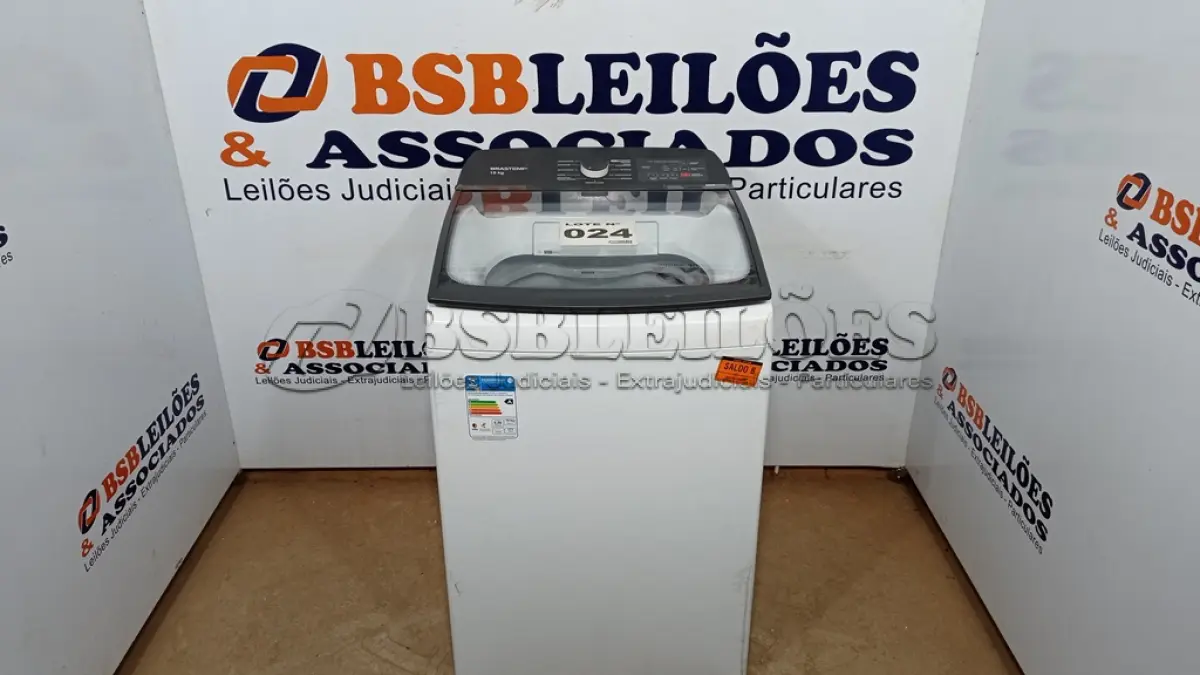 LOTE 024 - 01 LAVADORA DE ROUPAS BRASTEMP 15 KG BRANCA - BWF15AB 220VOLTS (NO ESTADO, NÃO SABEMOS SE FUNCIONA. LEILÃO NÃO TEM GARANTIA E NEM DEVOLUÇÃO, SUJEITO A POSSÍVEIS AVARIAS VISÍVEIS/OCULTAS E/OU AUSÊNCIA DE COMPONENTES)