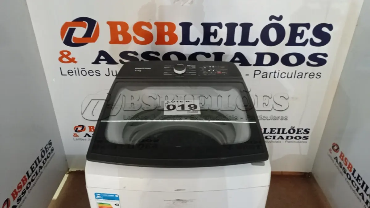 LOTE 019 - 01 MÁQUINA DE LAVAR 17KG - BRASTEMP - 220VOLTS (NO ESTADO, NÃO SABEMOS SE FUNCIONA. LEILÃO NÃO TEM GARANTIA E NEM DEVOLUÇÃO, SUJEITO A POSSÍVEIS AVARIAS VISÍVEIS/OCULTAS E/OU AUSÊNCIA DE COMPONENTES)