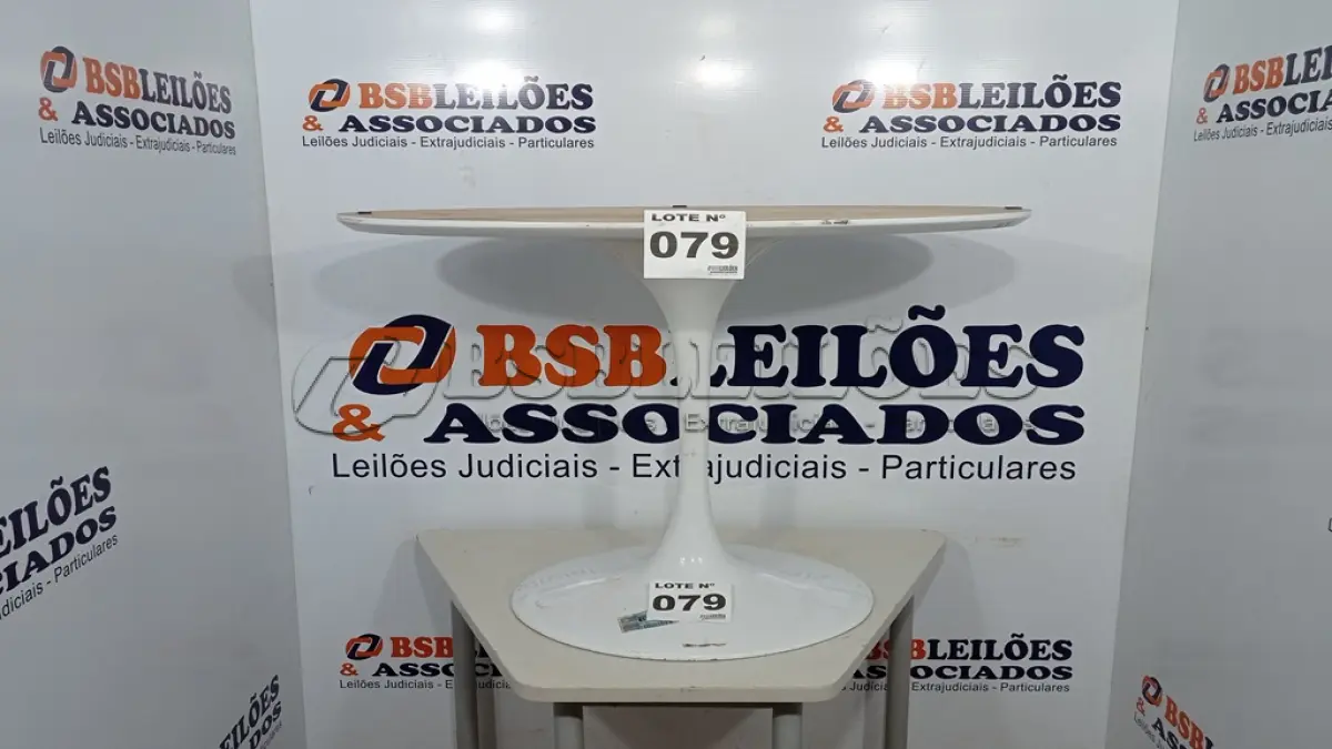 LOTE 079 - 01 BASE PARA MESA (NO ESTADO, NÃO SABEMOS SE FUNCIONA. LEILÃO NÃO TEM GARANTIA E NEM DEVOLUÇÃO, SUJEITO A POSSÍVEIS AVARIAS VISÍVEIS/OCULTAS E/OU AUSÊNCIA DE COMPONENTES)