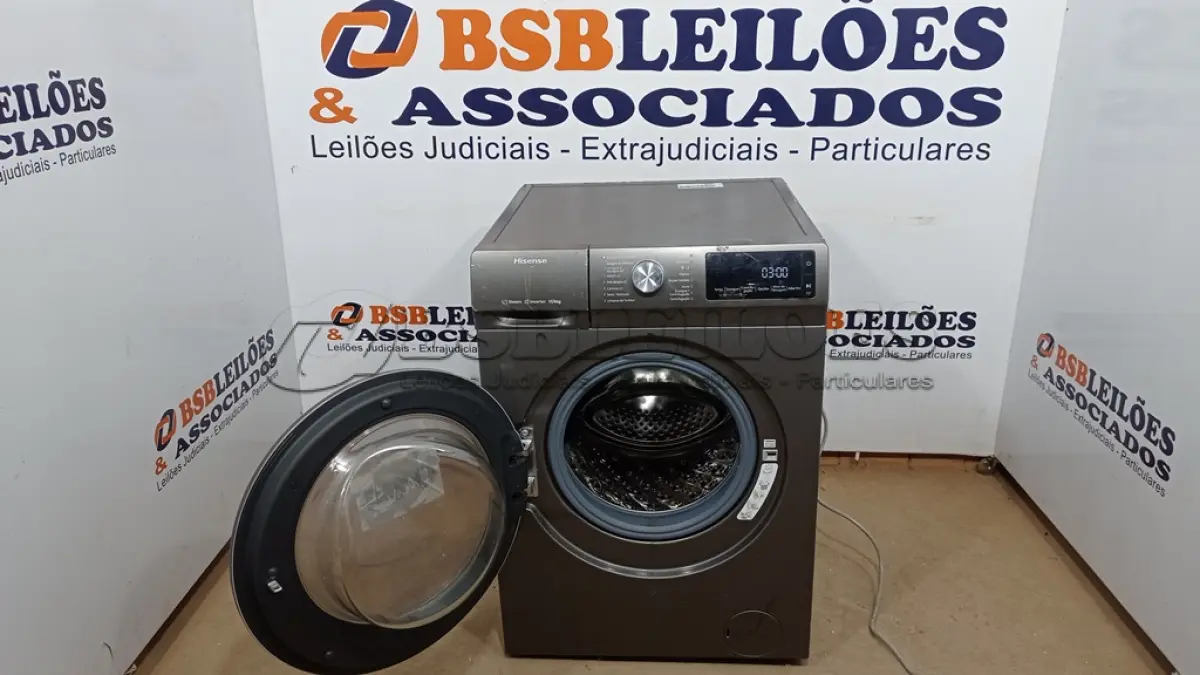 LOTE 014 - 01 LAVA E SECA HISENSE STEAM 13KG - 8KG -13 PROGRAMAS DE LAVAGEM, WD5Q13 TITANIUM 220VOLTS (NO ESTADO, NÃO SABEMOS SE FUNCIONA. LEILÃO NÃO TEM GARANTIA E NEM DEVOLUÇÃO, SUJEITO A POSSÍVEIS AVARIAS VISÍVEIS/OCULTAS E/OU AUSÊNCIA DE COMPONENTES)